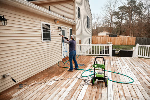 Best Commercial Pressure Washing  in Beecher, MI